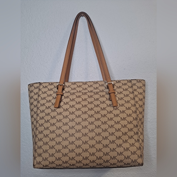 MICHAEL KORS JET SET MEDIUM TRAVEL TOTE - Picture 2 of 7